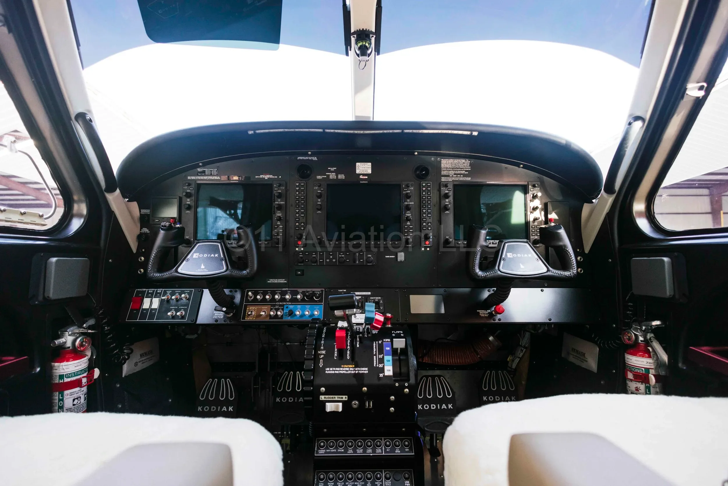 Cockpit and instrument panel of a 2022 Hartzell HC-E4N-3PY, HH5492.
