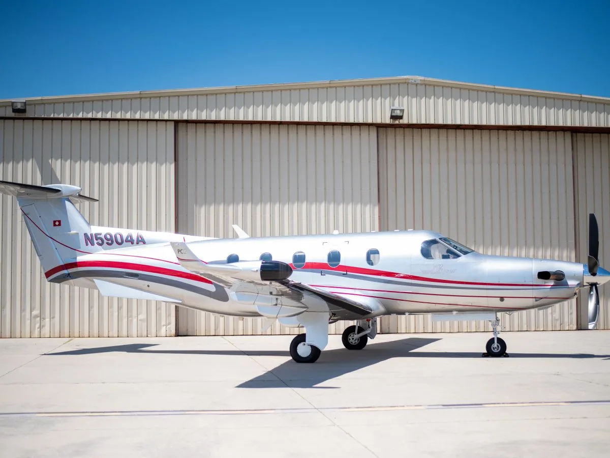 2004-Pilatus-PC12-Exterior