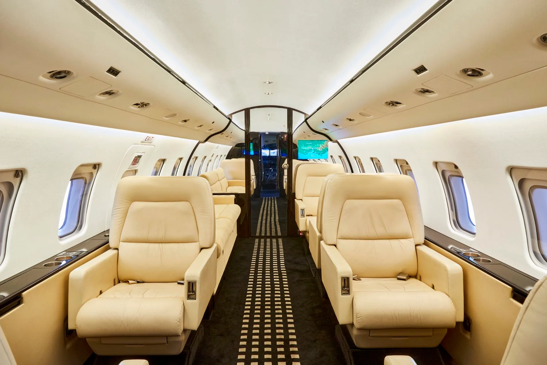 2000 Bombardier Challenger 604