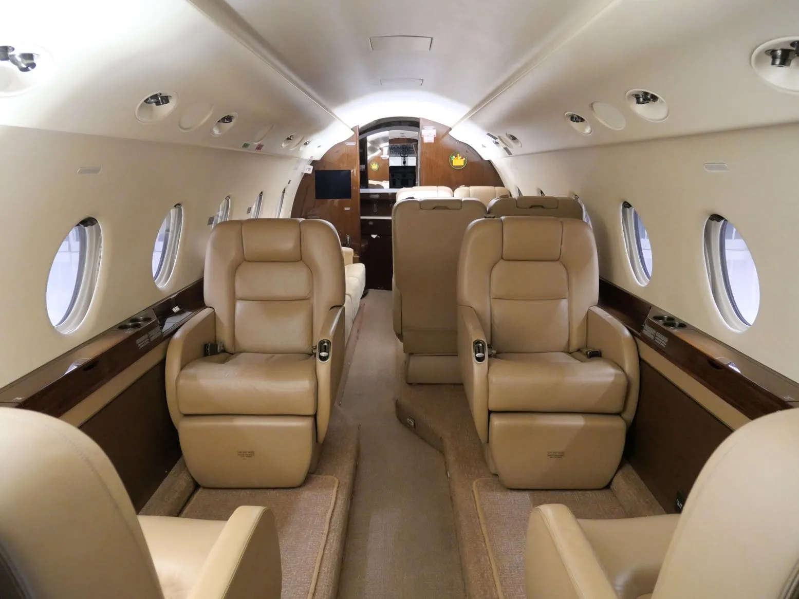 Cabin interior of a 2009 Gulfstream G200.