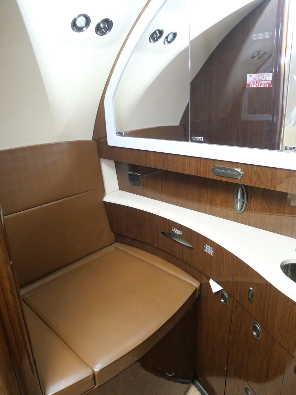 Cabin interior of a 2009 Gulfstream G200.