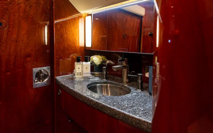 Cabin interior of a 2006 Gulfstream G550.