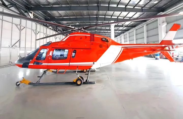 Exterior view of a 2016 Leonardo A119Kx.