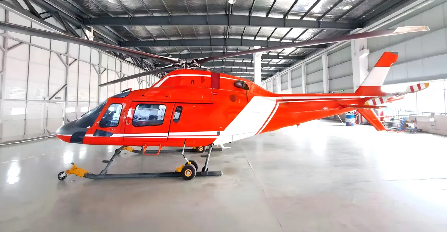 Exterior view of a 2016 Leonardo A119Kx.
