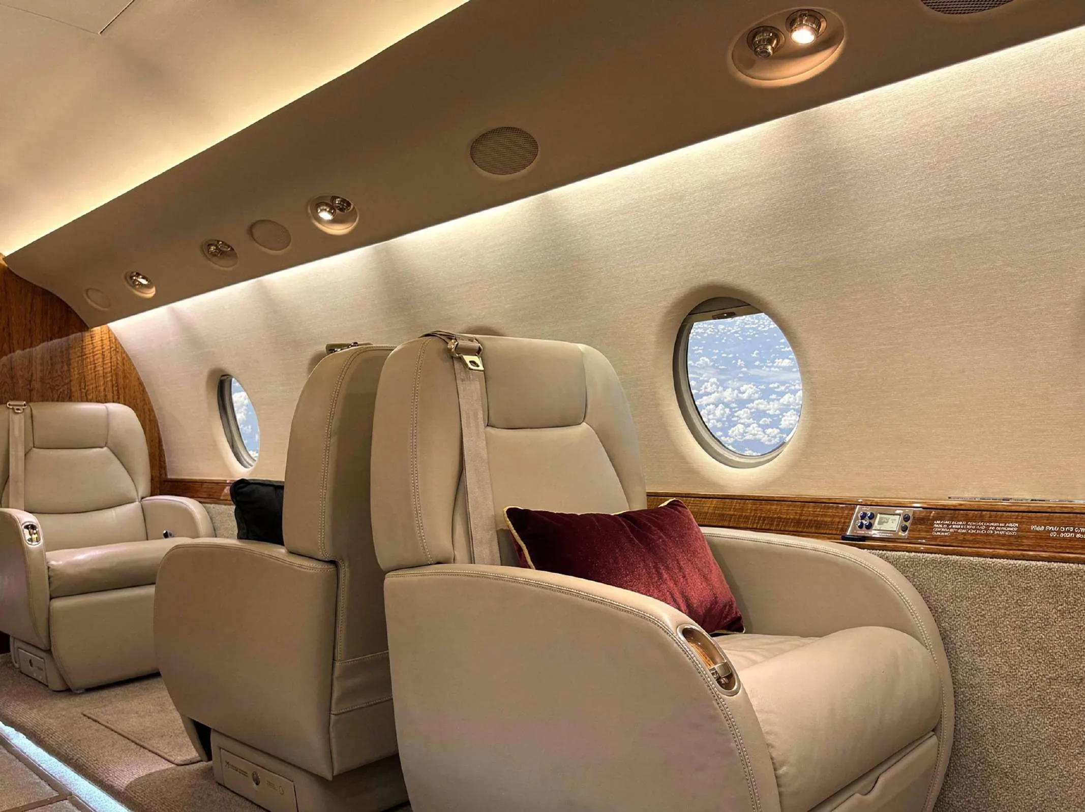 Cabin interior of a Gulfstream G200.