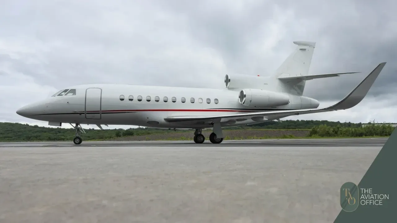 Exterior view of a Dassault Falcon 900.