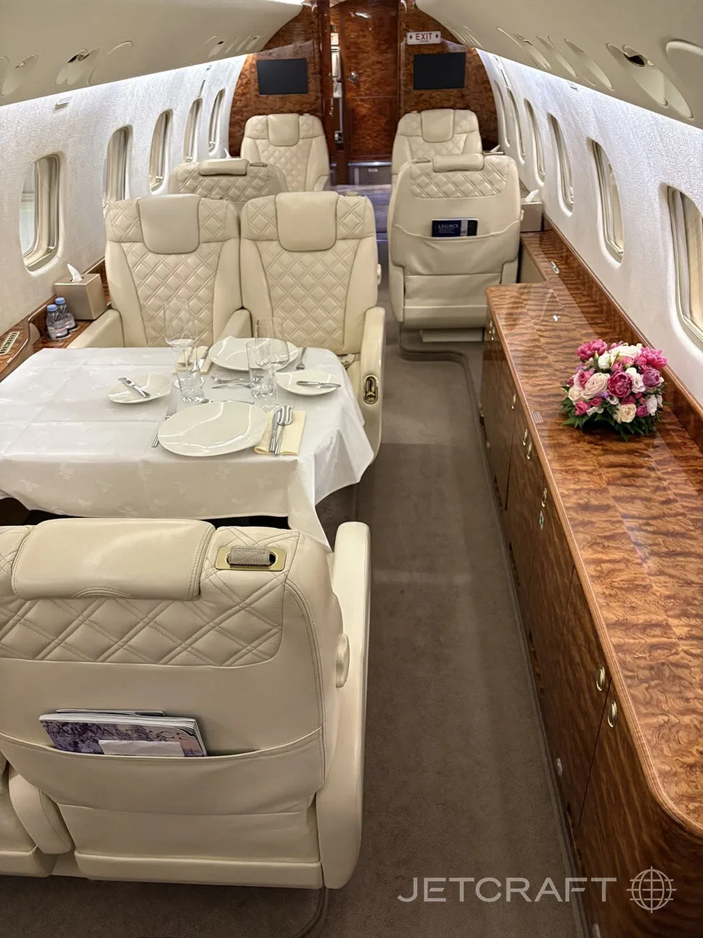 Cabin interior of a Embraer Legacy 600.