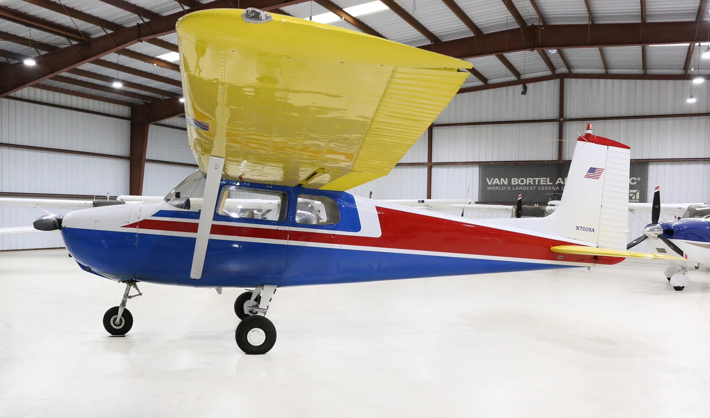 Cessna Piston 210