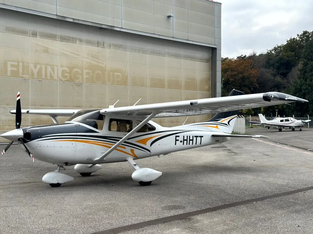 Cessna Piston 210