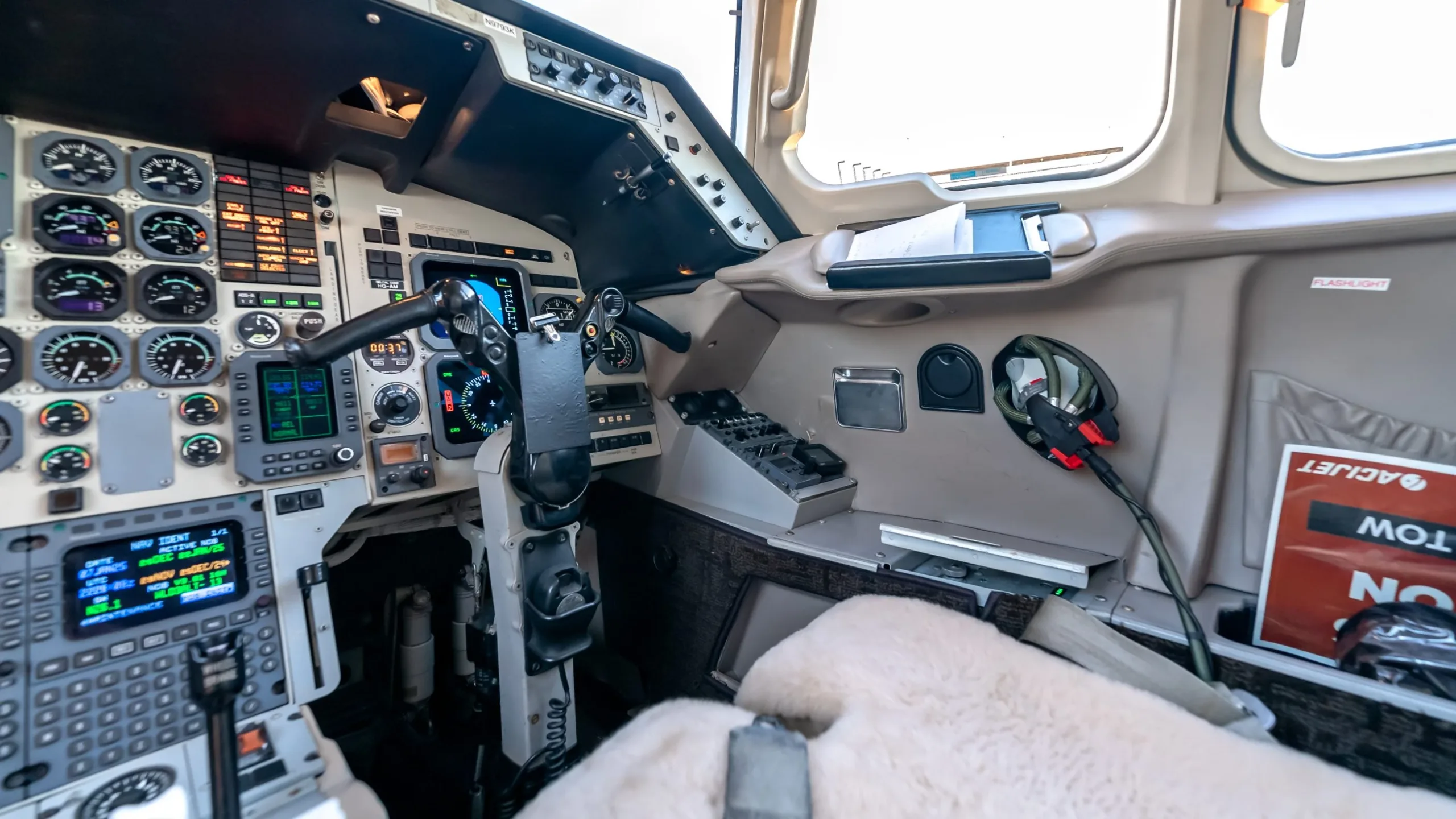 Cockpit and instrument panel of a Hawker 1000.
