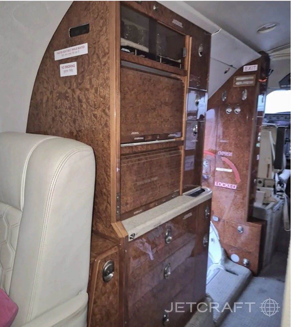 Cabin interior of a Hawker 800.