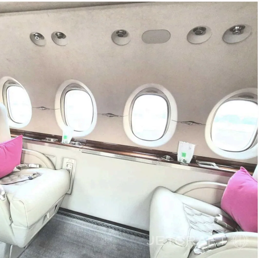 Cabin interior of a Hawker 800.