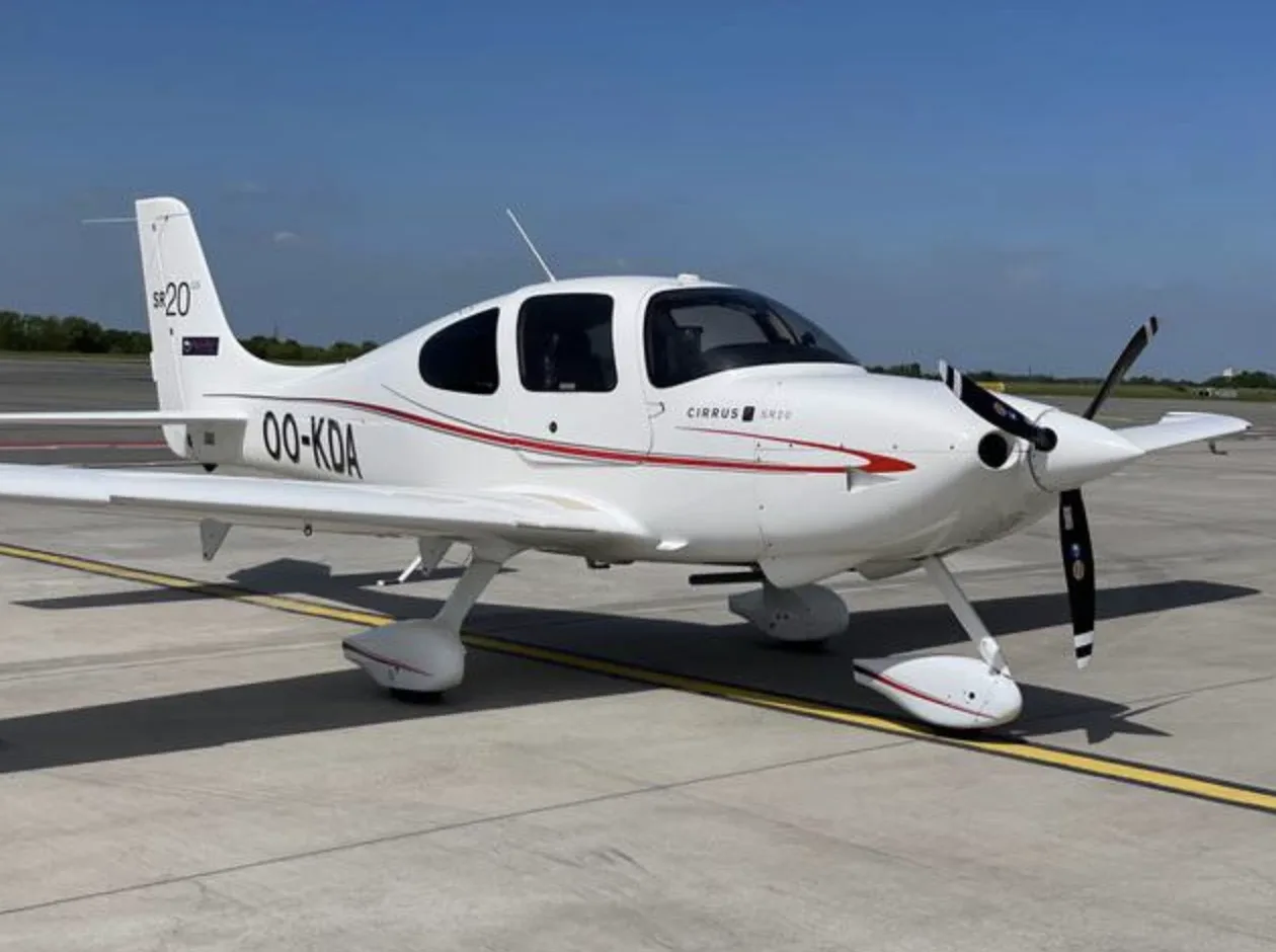 Cirrus SR22