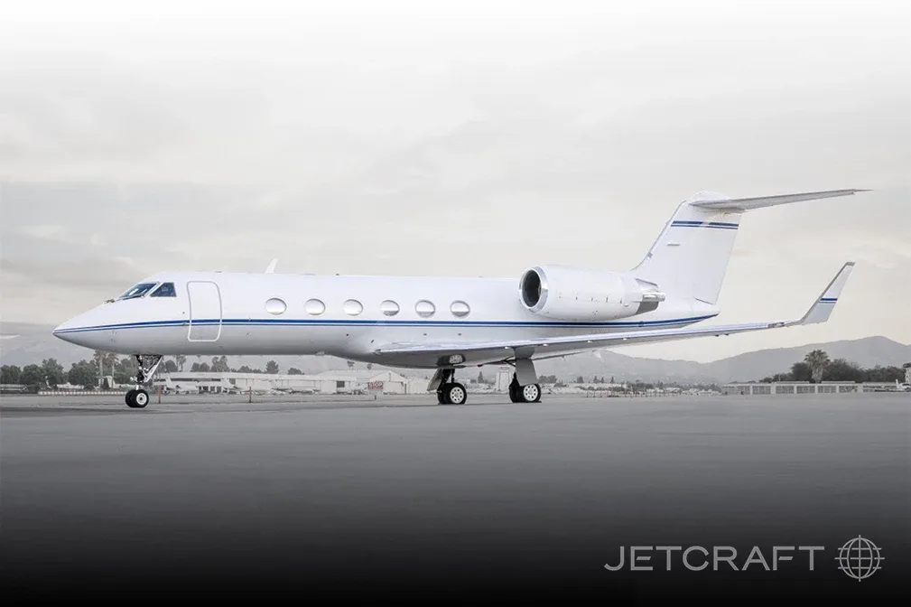 Exterior view of a Gulfstream G150.