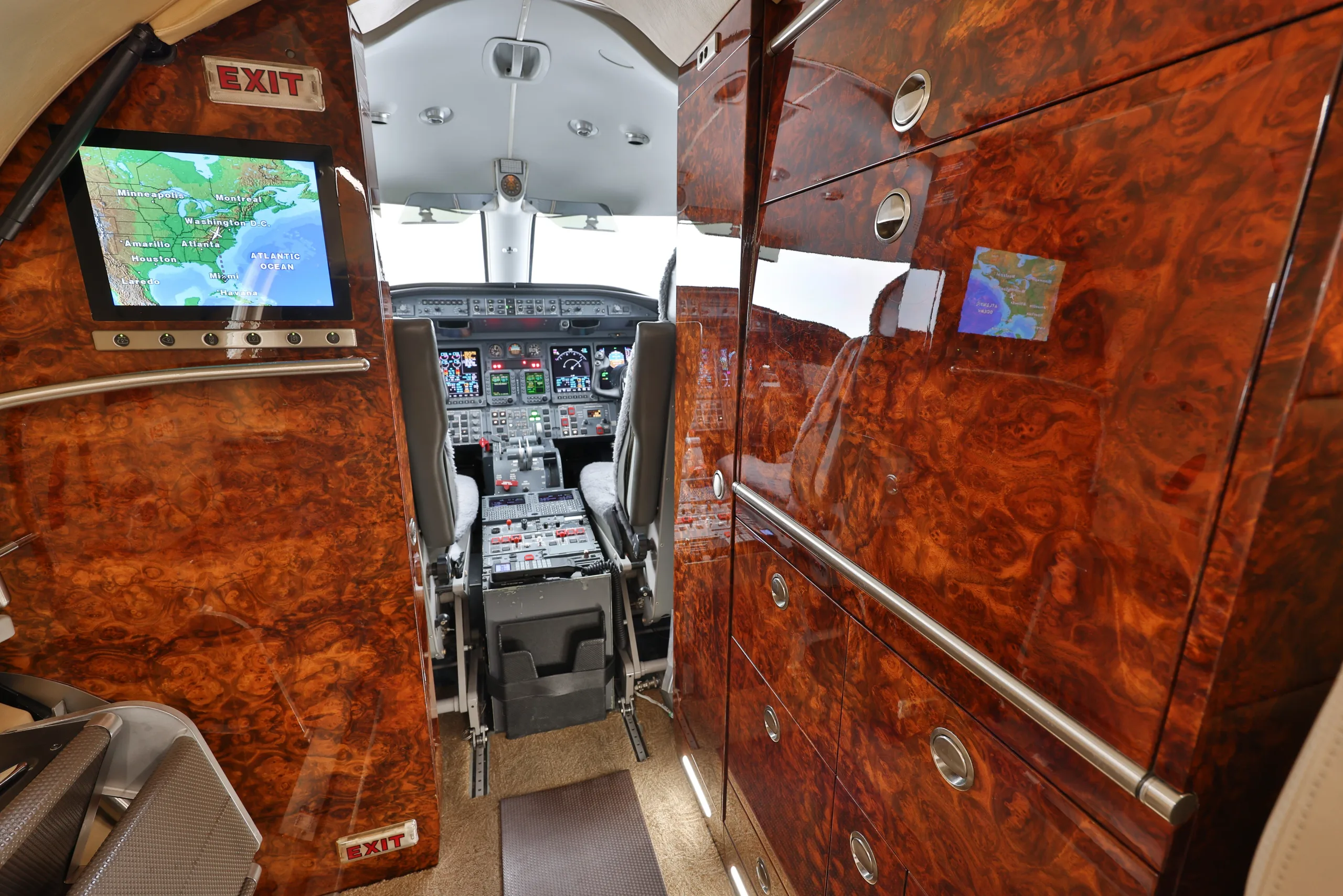 Bombardier Learjet 45