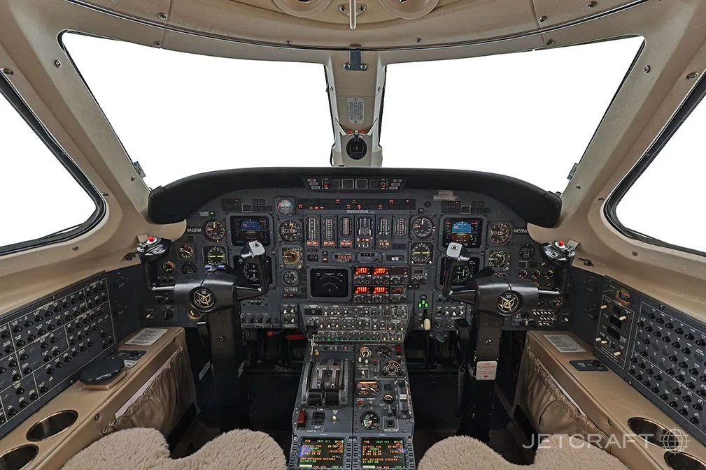 Cockpit and instrument panel of a 1995 Cessna Citation VII.