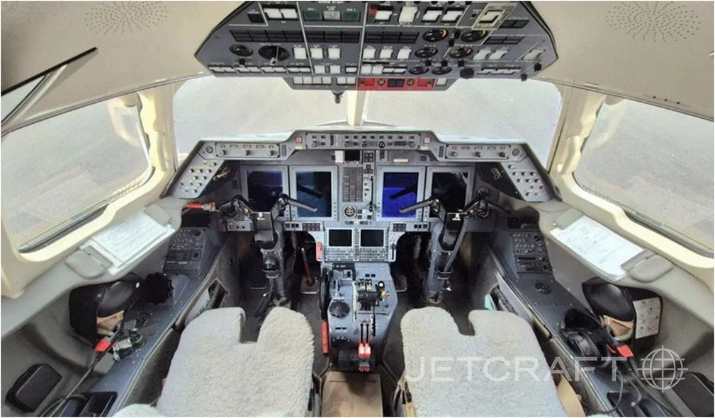 Cockpit and instrument panel of a Hawker 750.