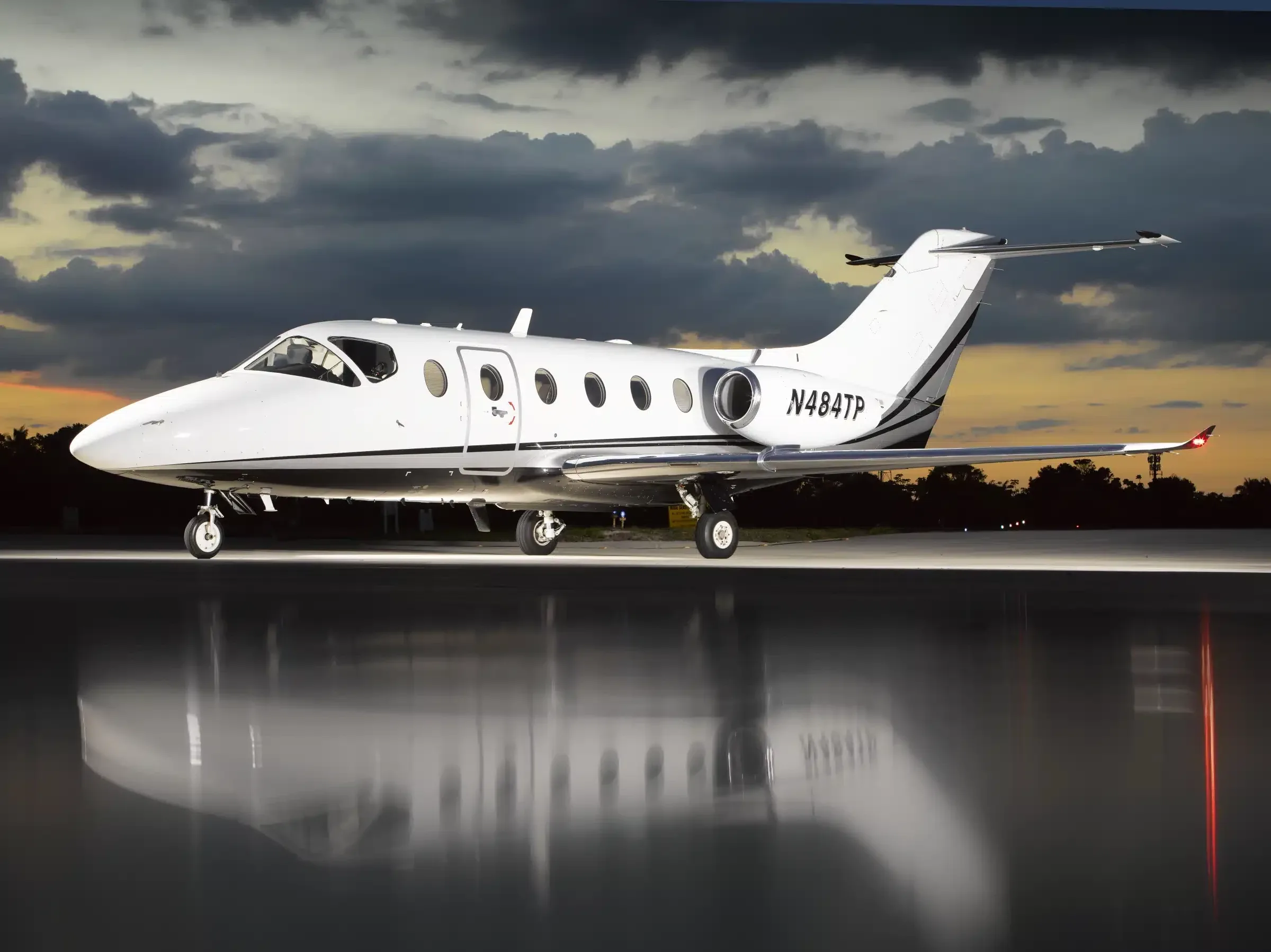 Marketing image of a Hawker 400 Series.
