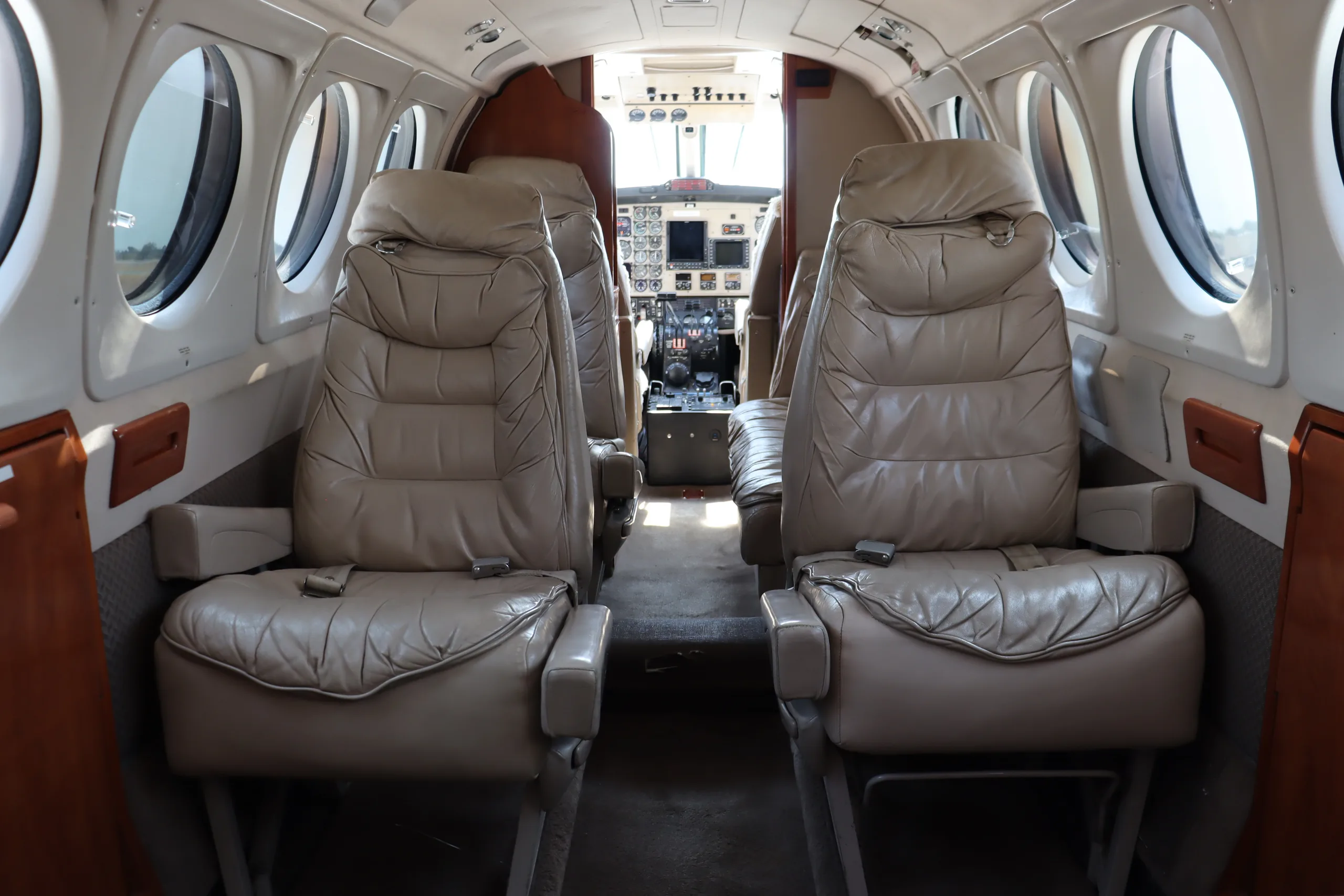 Cabin interior of a 1986 Beechcraft King Air B200.