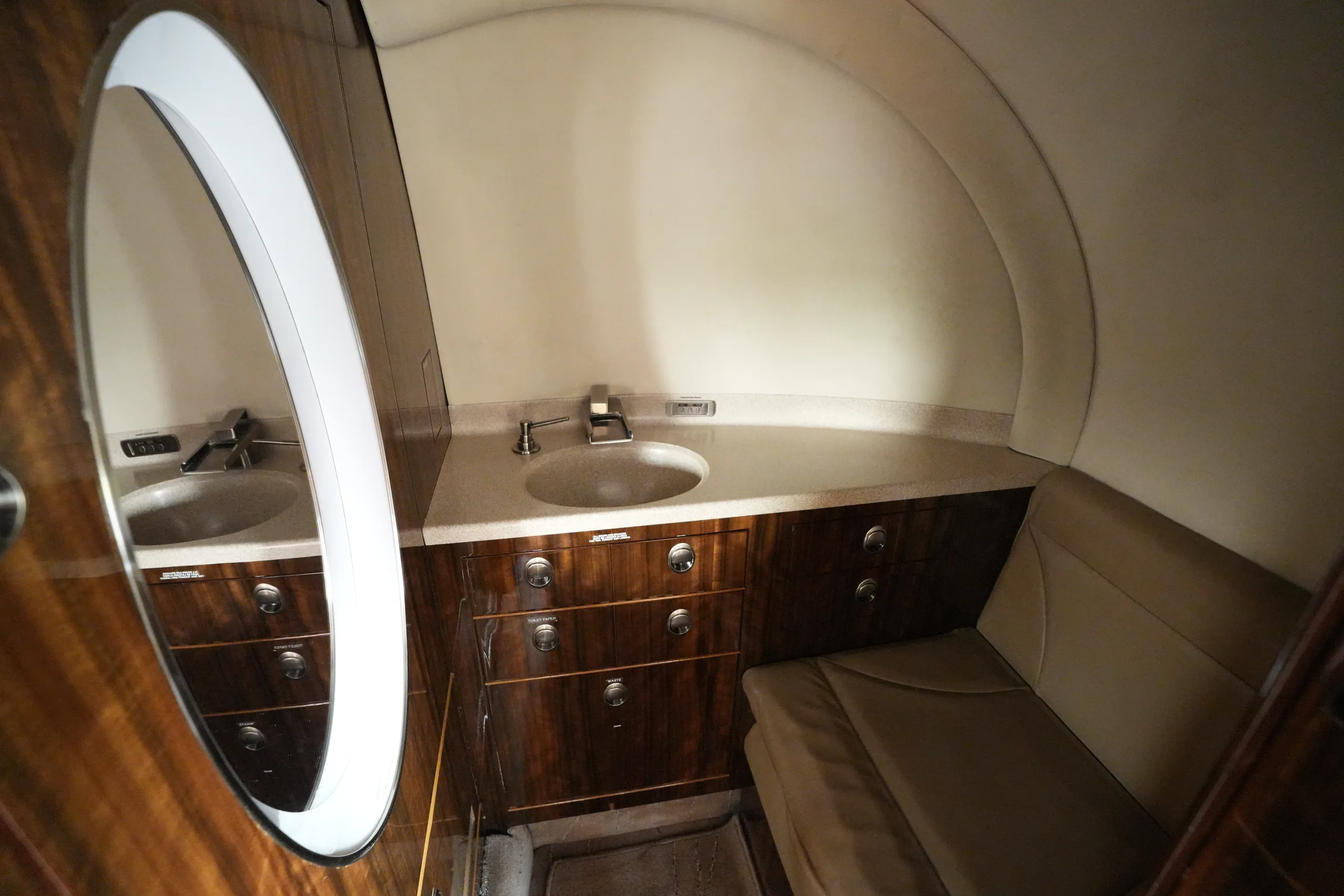 2005 Hawker 800XP, S/N 258711