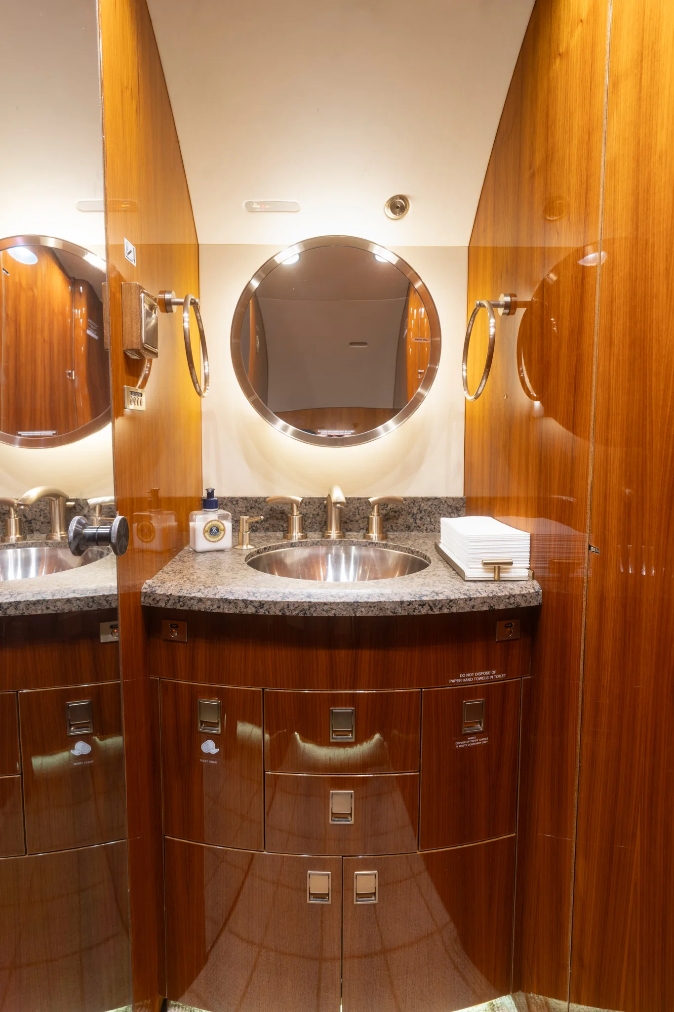 Cabin interior of a 2013 Bombardier challenger 605.