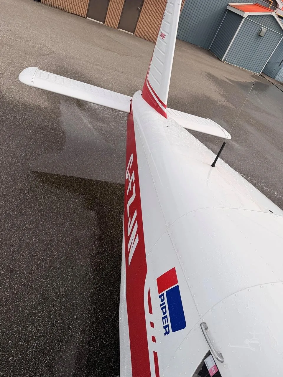 Cf-zjn - 1971 Piper Cherokee 140