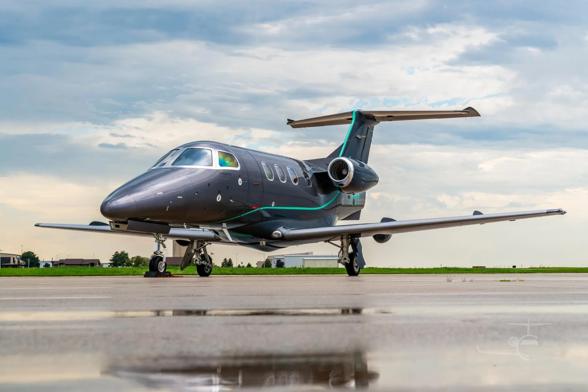 N1WB - 2010 Embraer Phenom 100EV