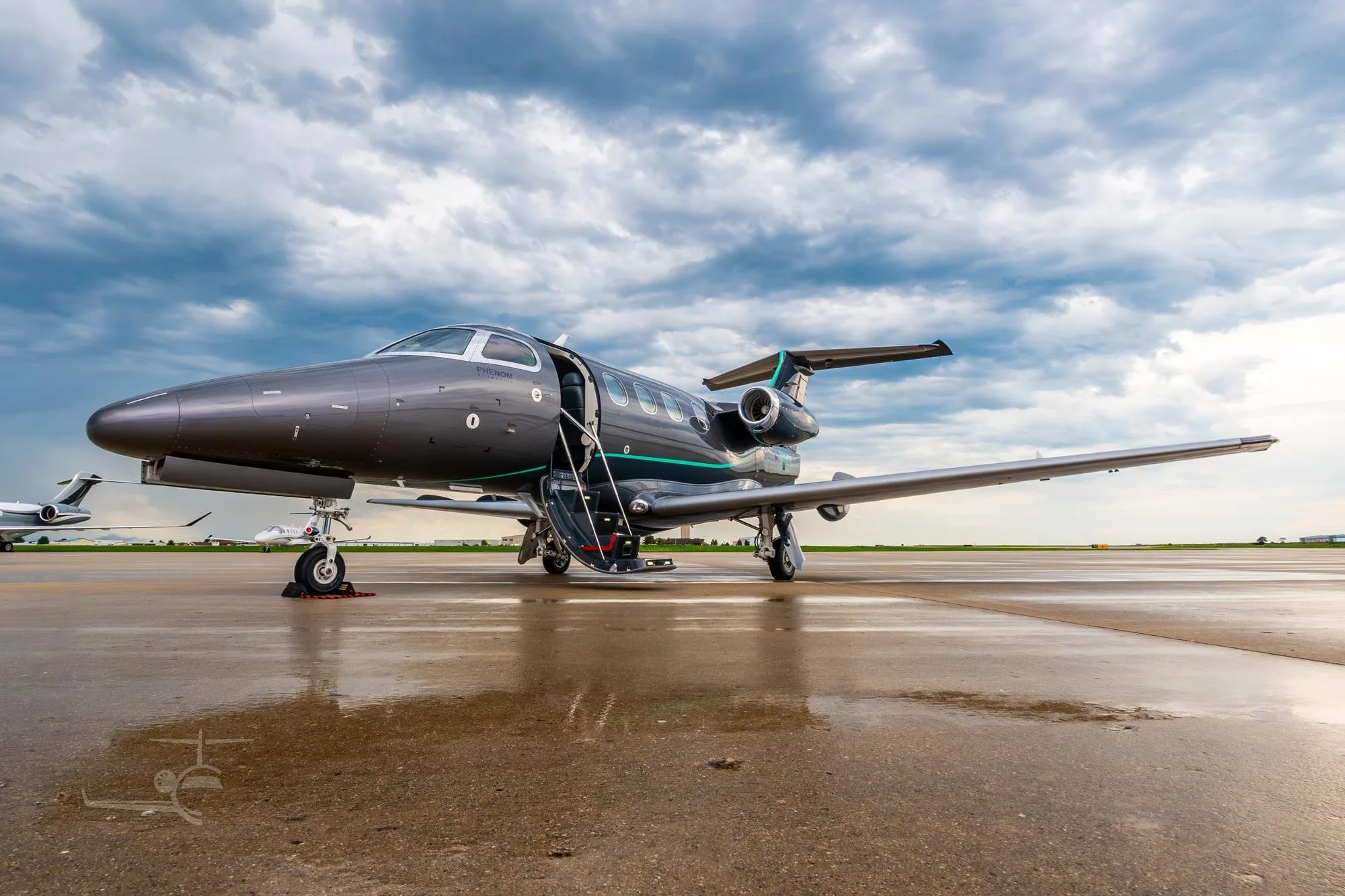 N1WB - 2010 Embraer Phenom 100EV