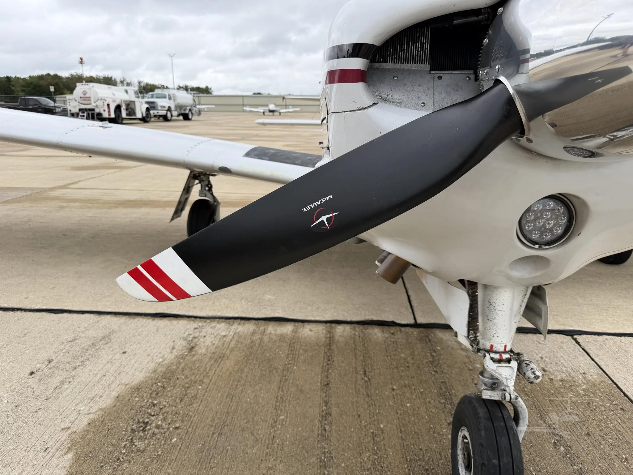 N33804 - 1975 Piper Arrow II