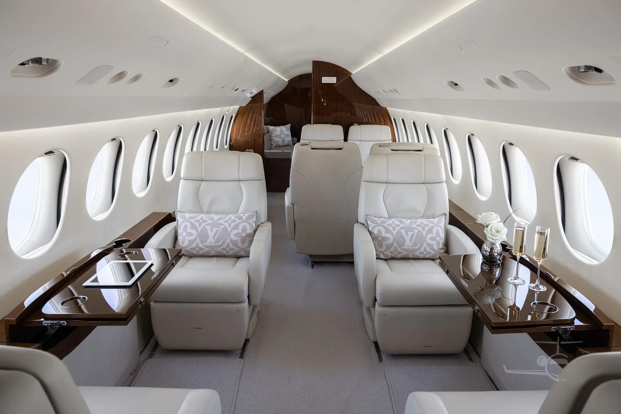 N388MB - 2014 Dassault Falcon 7X