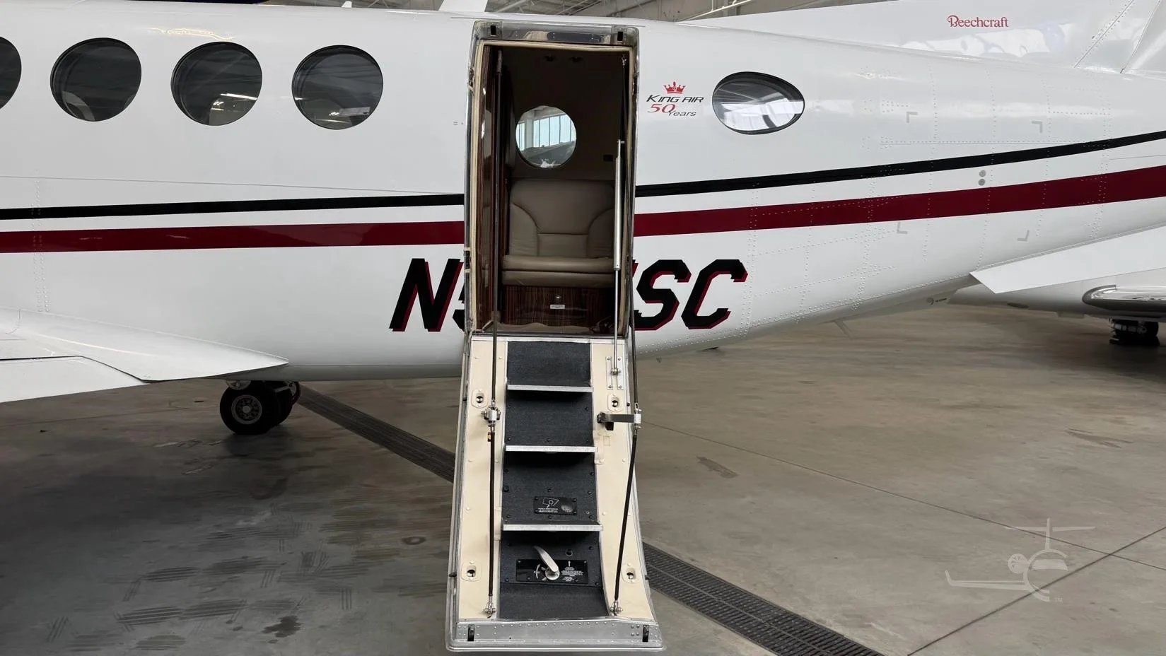 N557SC - 2014 Beechcraft King AIR 350I