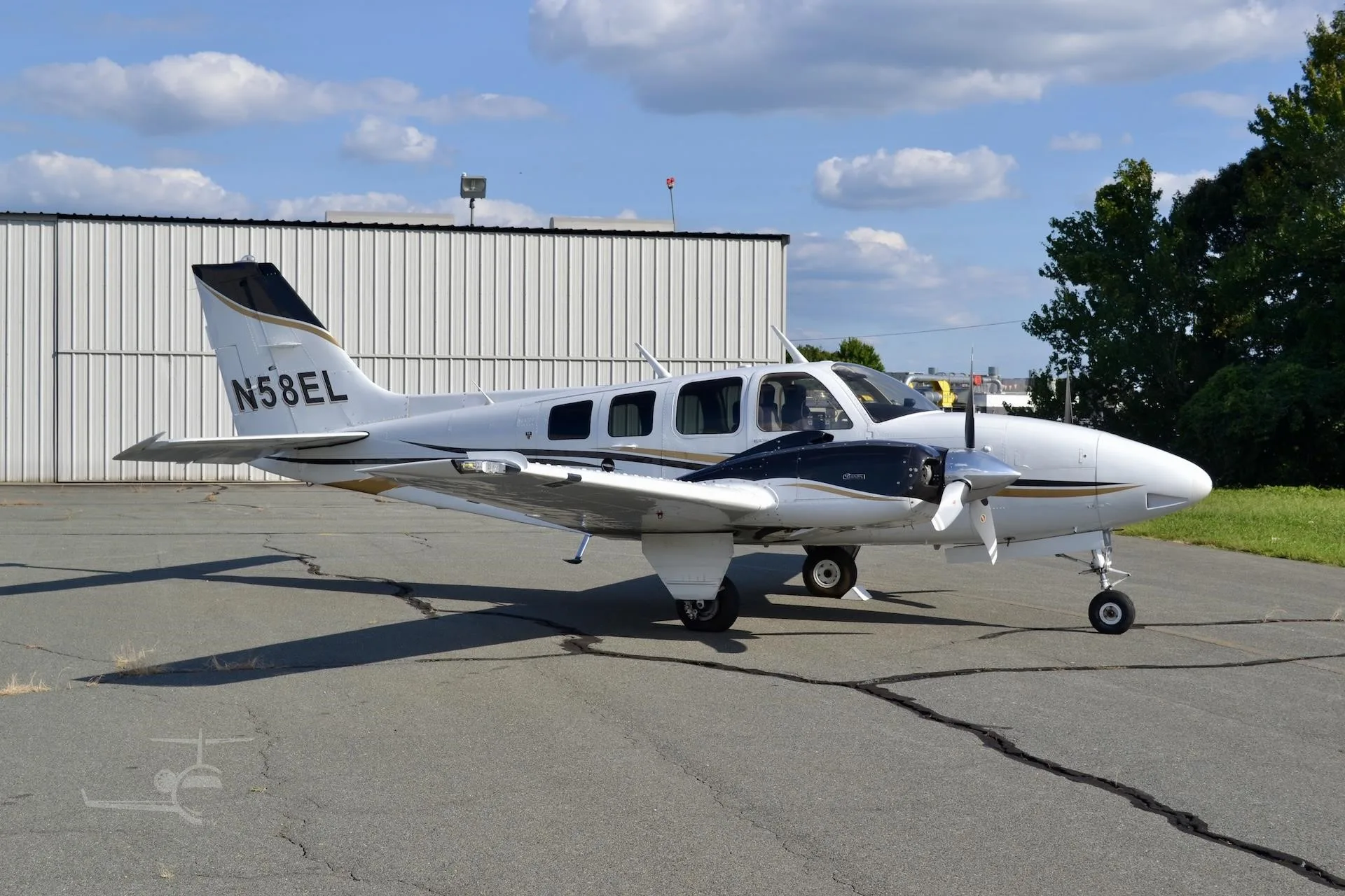 N58EL - 1979 Beechcraft 58 Baron