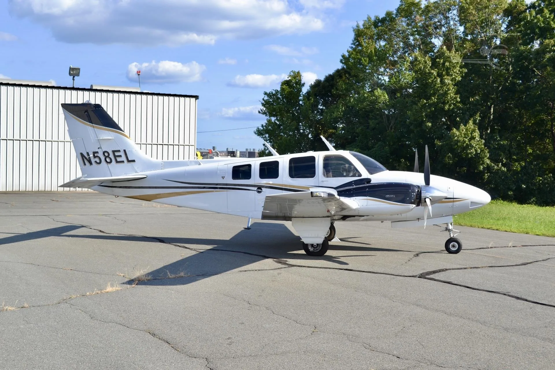 N58EL - 1979 Beechcraft 58 Baron