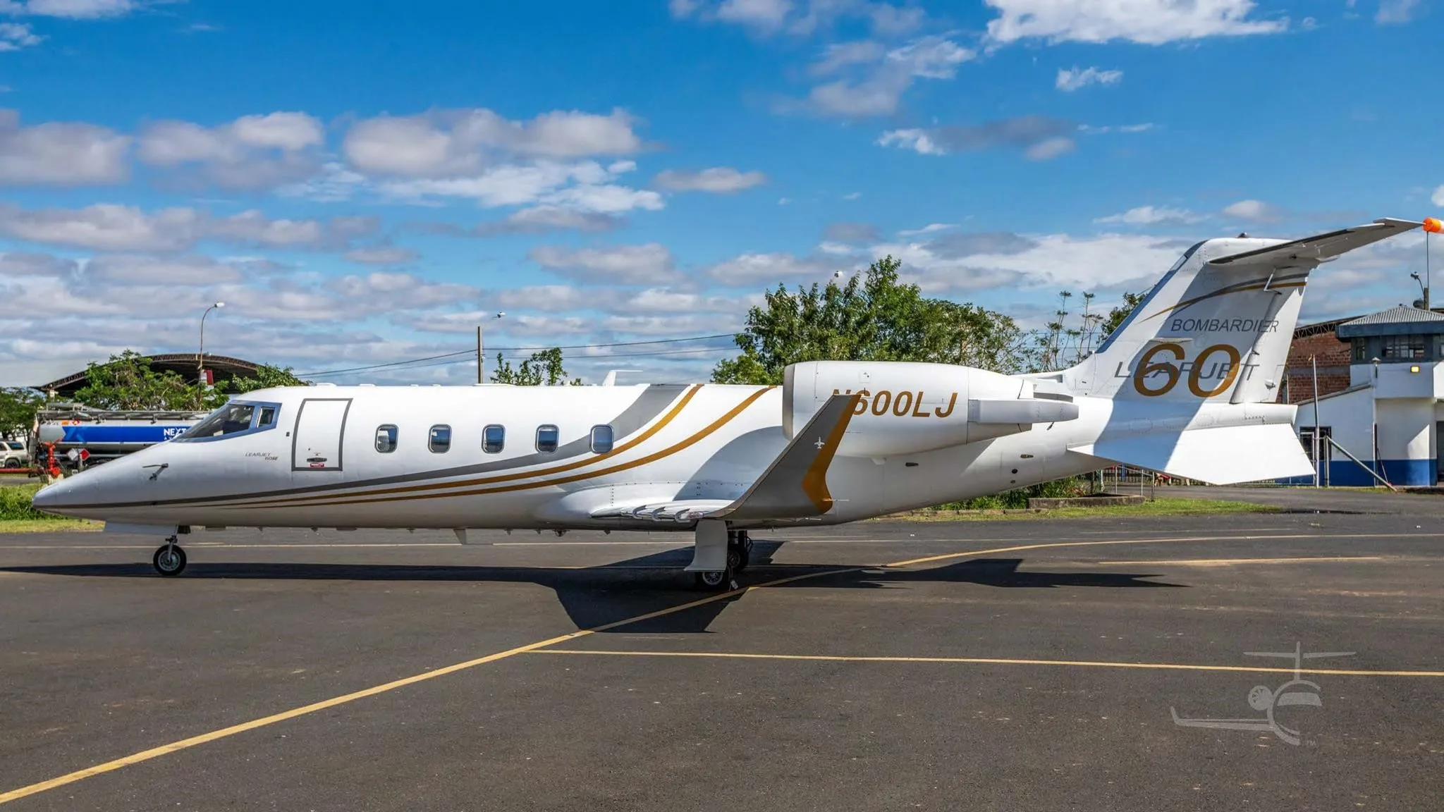 N600LJ - 2006 Learjet 60SE