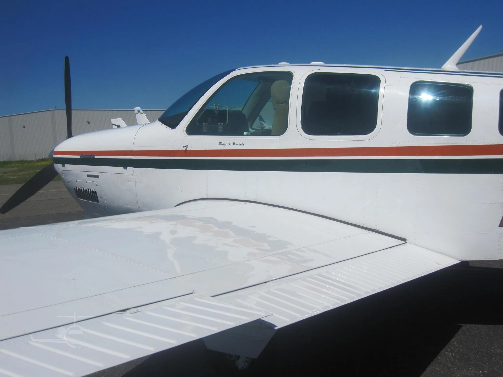 N72MD - 1977 Beechcraft A36 Bonanza