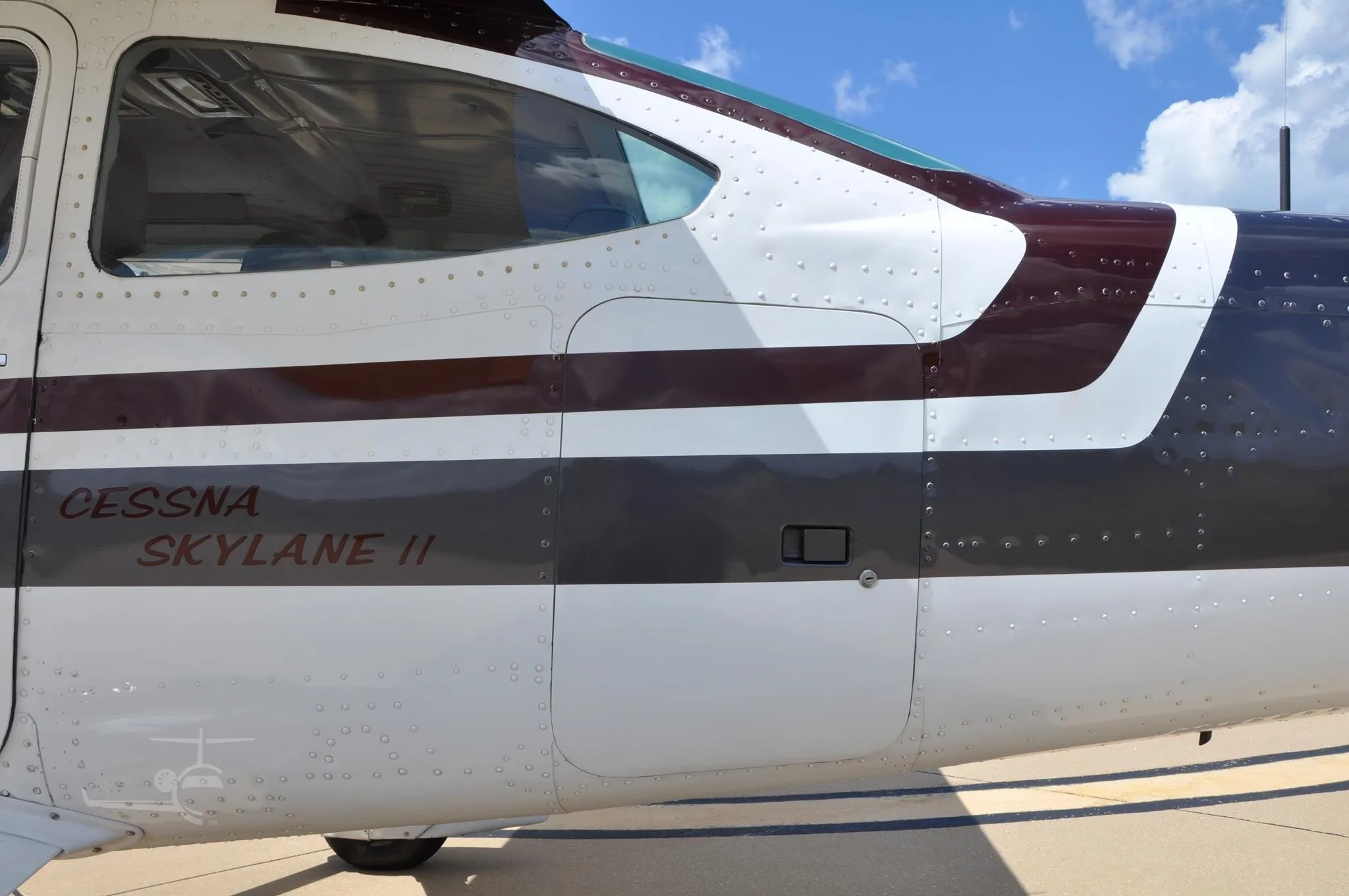 N7600J - 1976 Cessna 182P Skylane