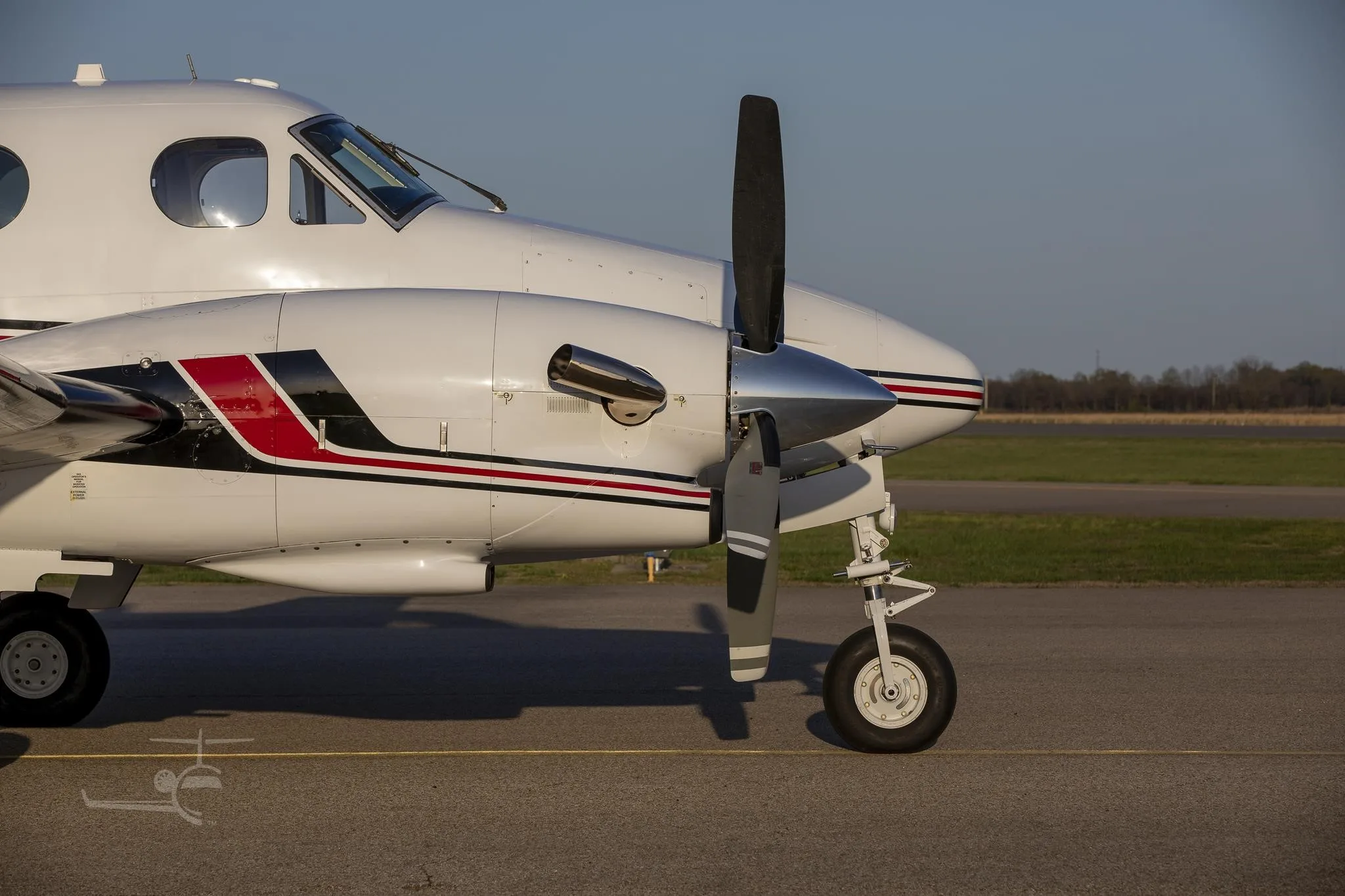 N827KB - 1978 Beechcraft King AIR E90