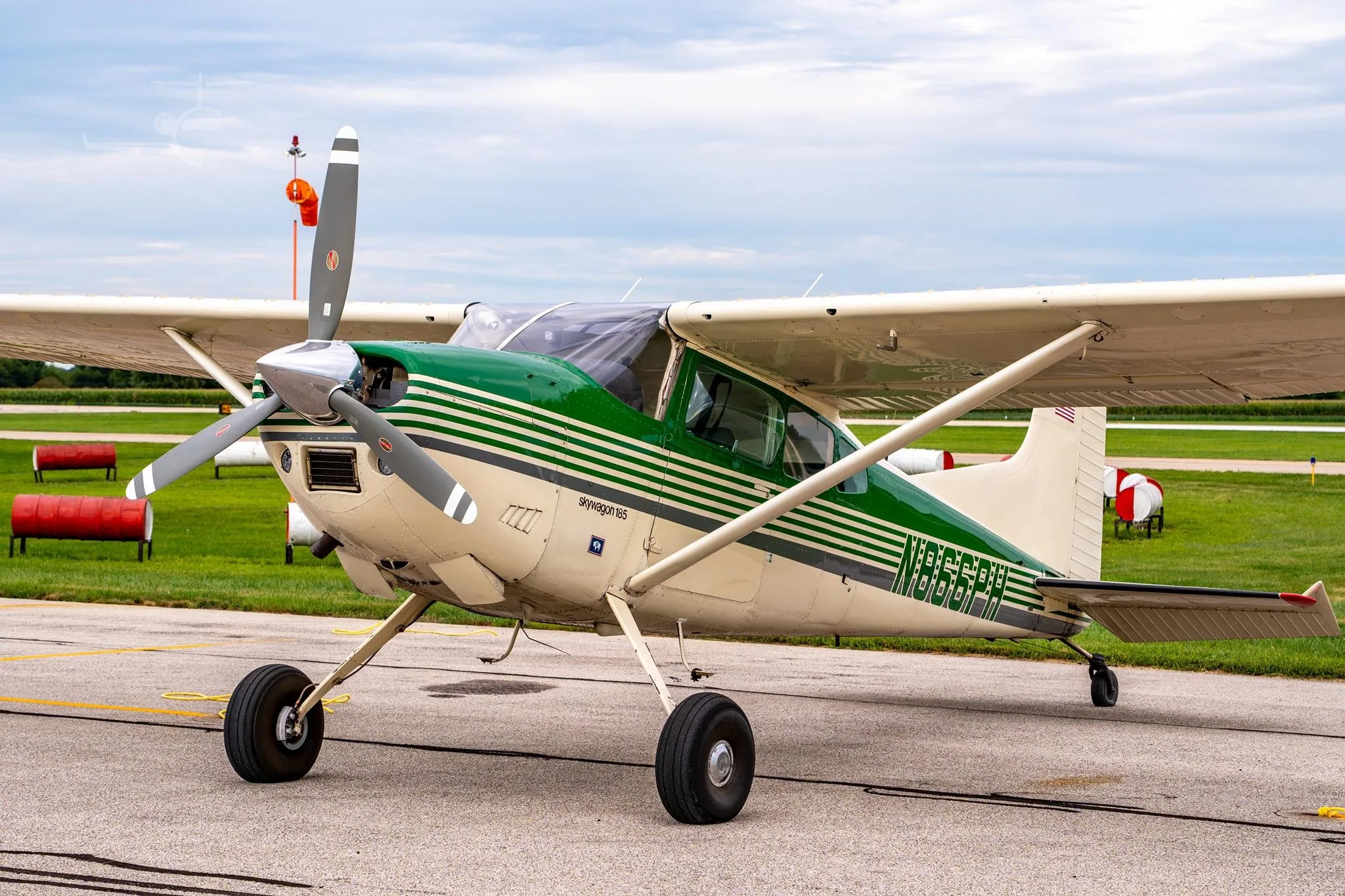 N866PH - 1977 CESSNA A185F