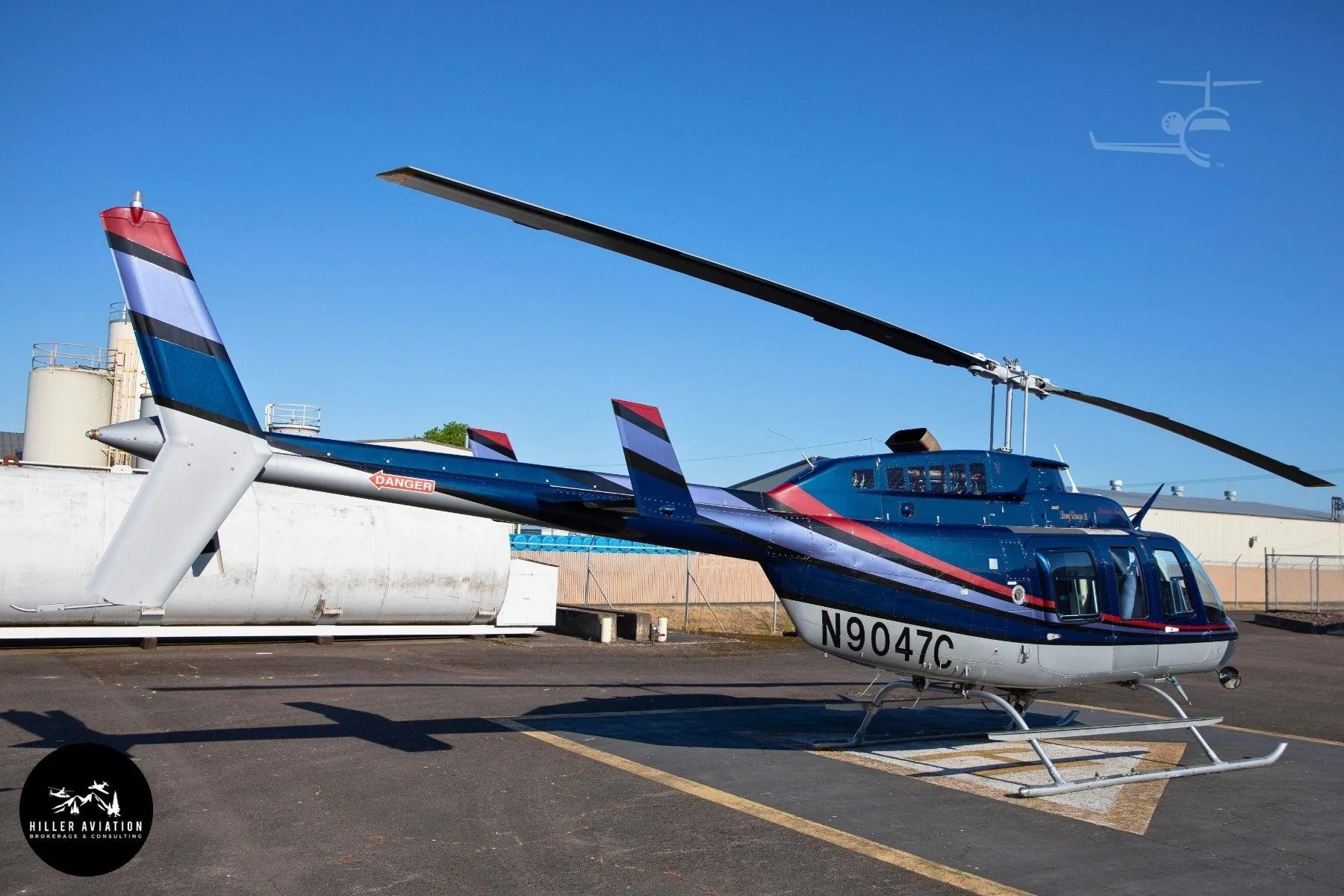 N9047C - 1997 Bell 206L 4