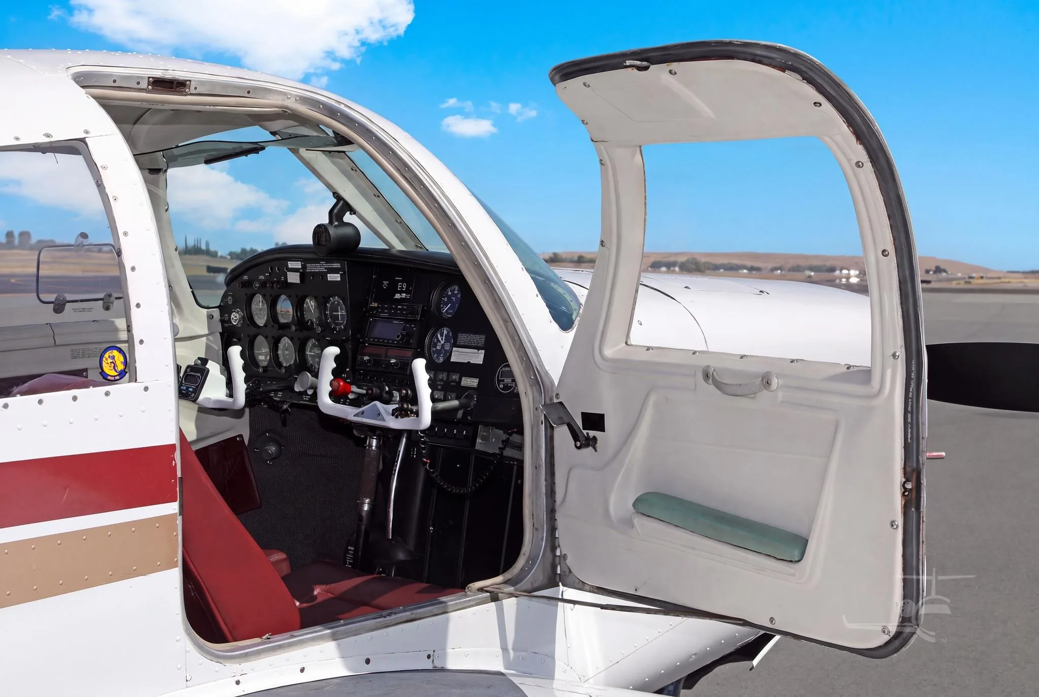 N9308M - 1966 Mooney M20E Super 21