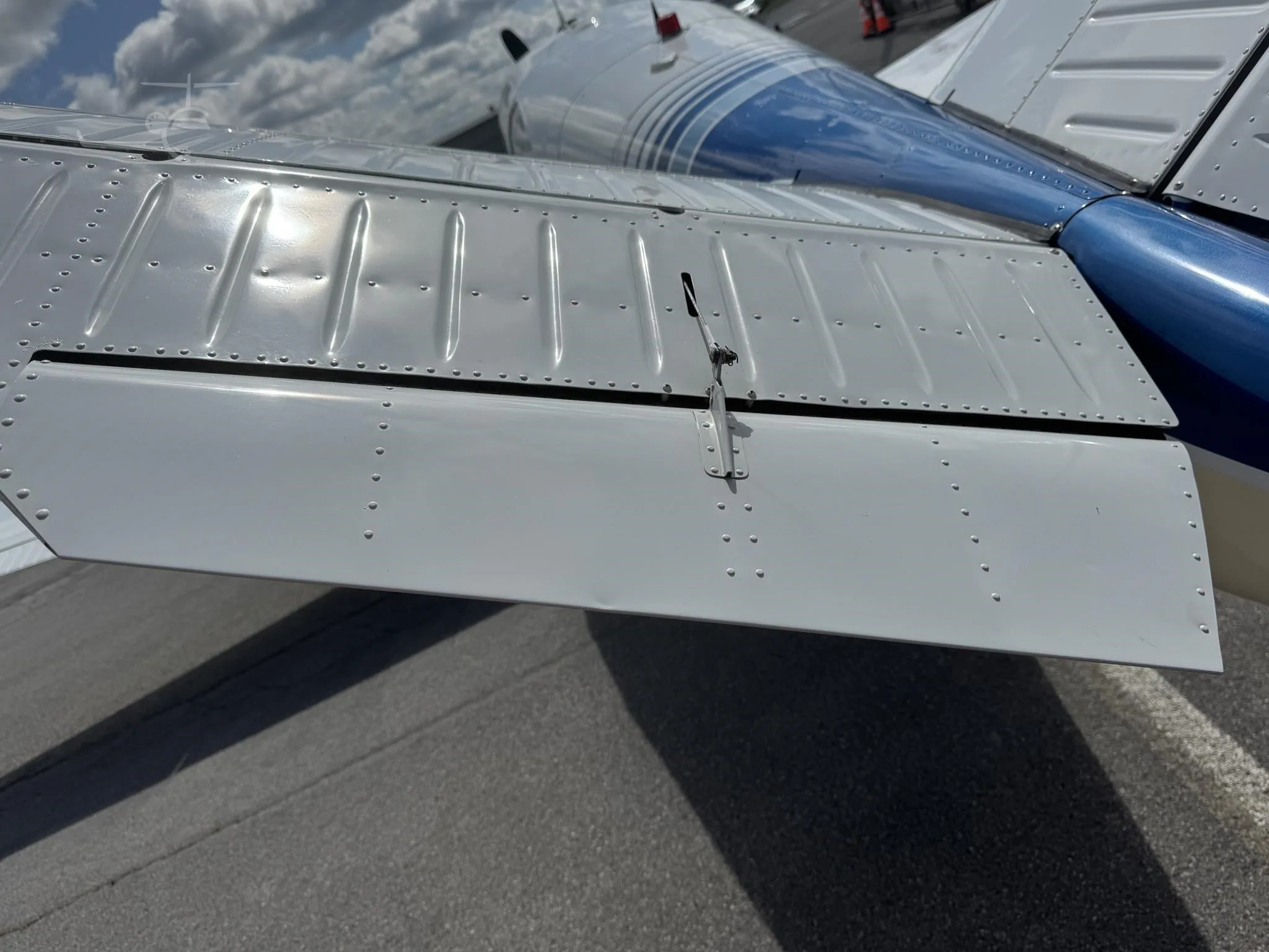 N9842R - 1960 Beechcraft M35 Bonanza