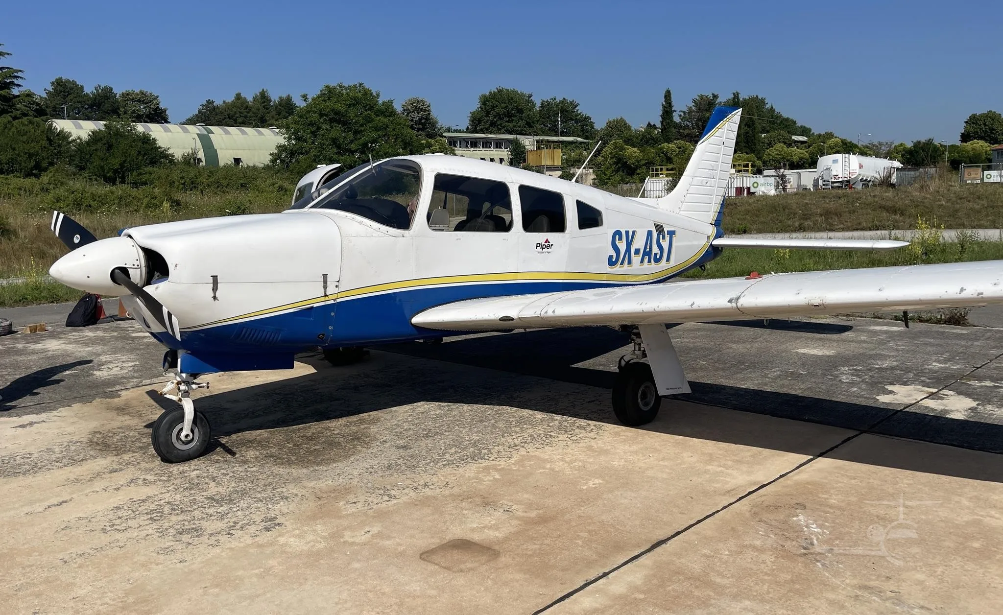 Sx-ast - 2001 Piper Arrow III