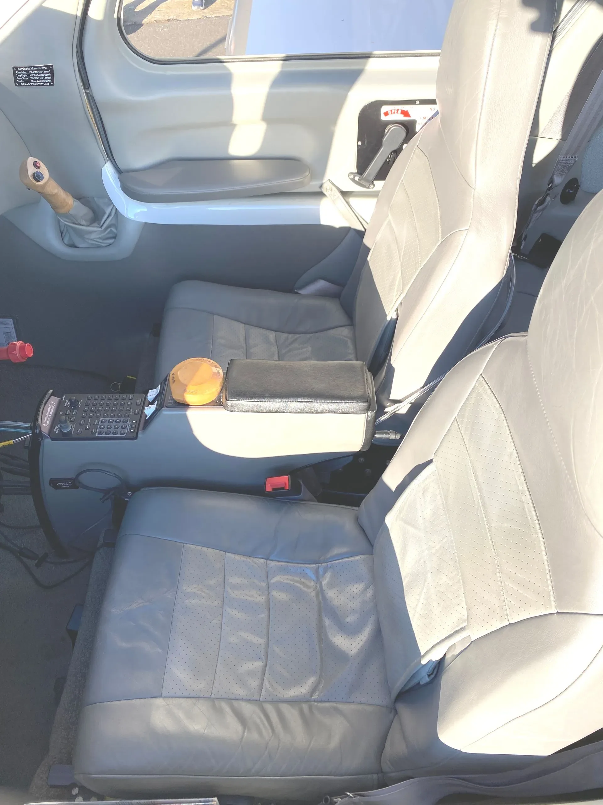 Cabin interior of a 2006 LC41-550FG.