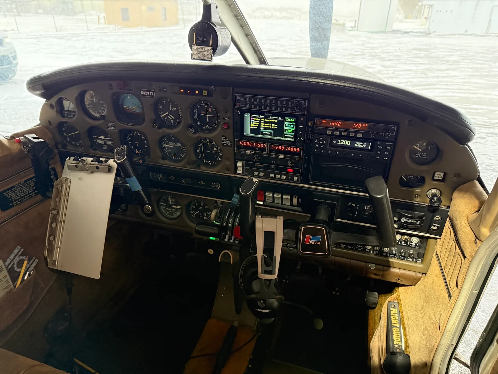 N4297Y – 1983 Piper PA-28RT-201T Arrow IV