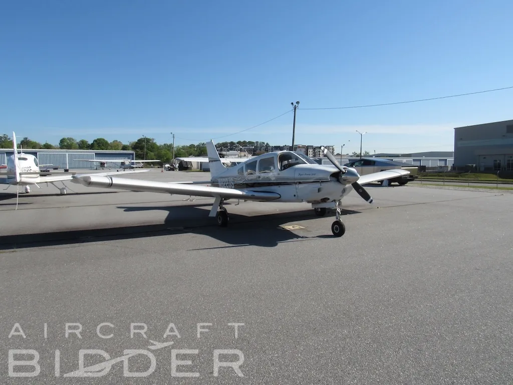 N822JS – 1973 Piper PA-28R-200