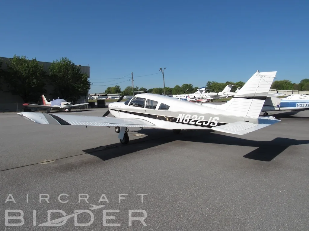 N822JS – 1973 Piper PA-28R-200