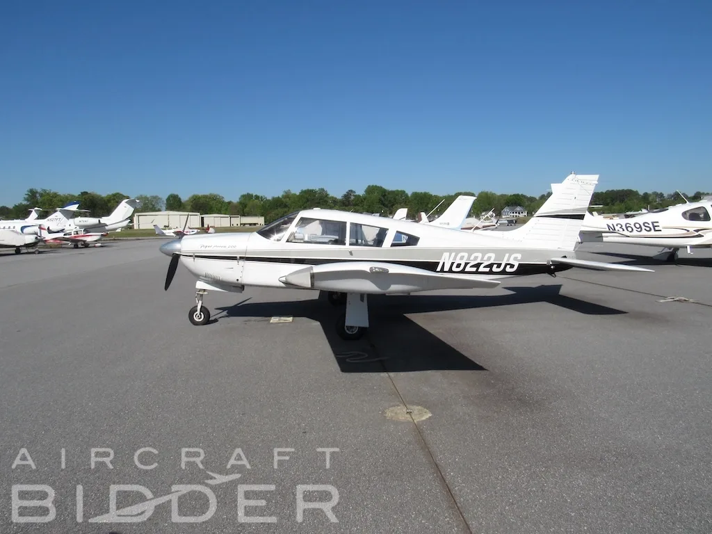 N822JS – 1973 Piper PA-28R-200