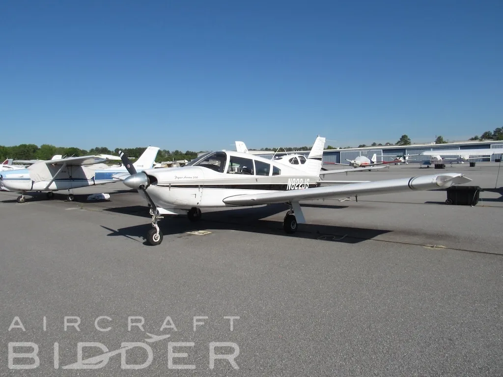 N822JS – 1973 Piper PA-28R-200