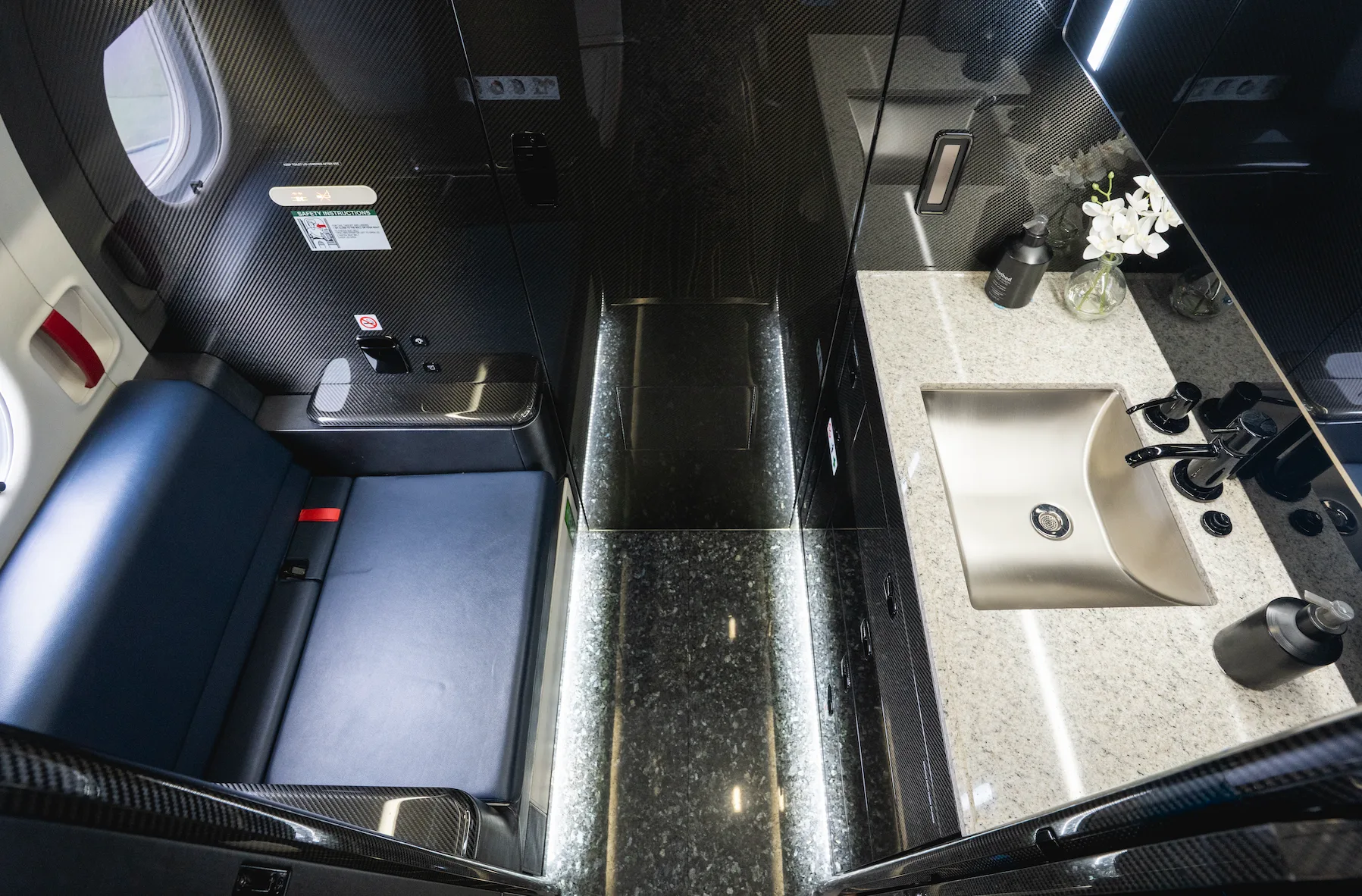 Cabin interior of a 2021 Embraer Praetor 600 — Aircraft Executives.