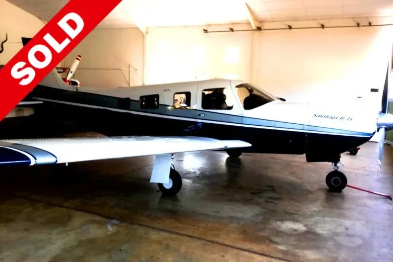 1976 Beechcraft King Air E90